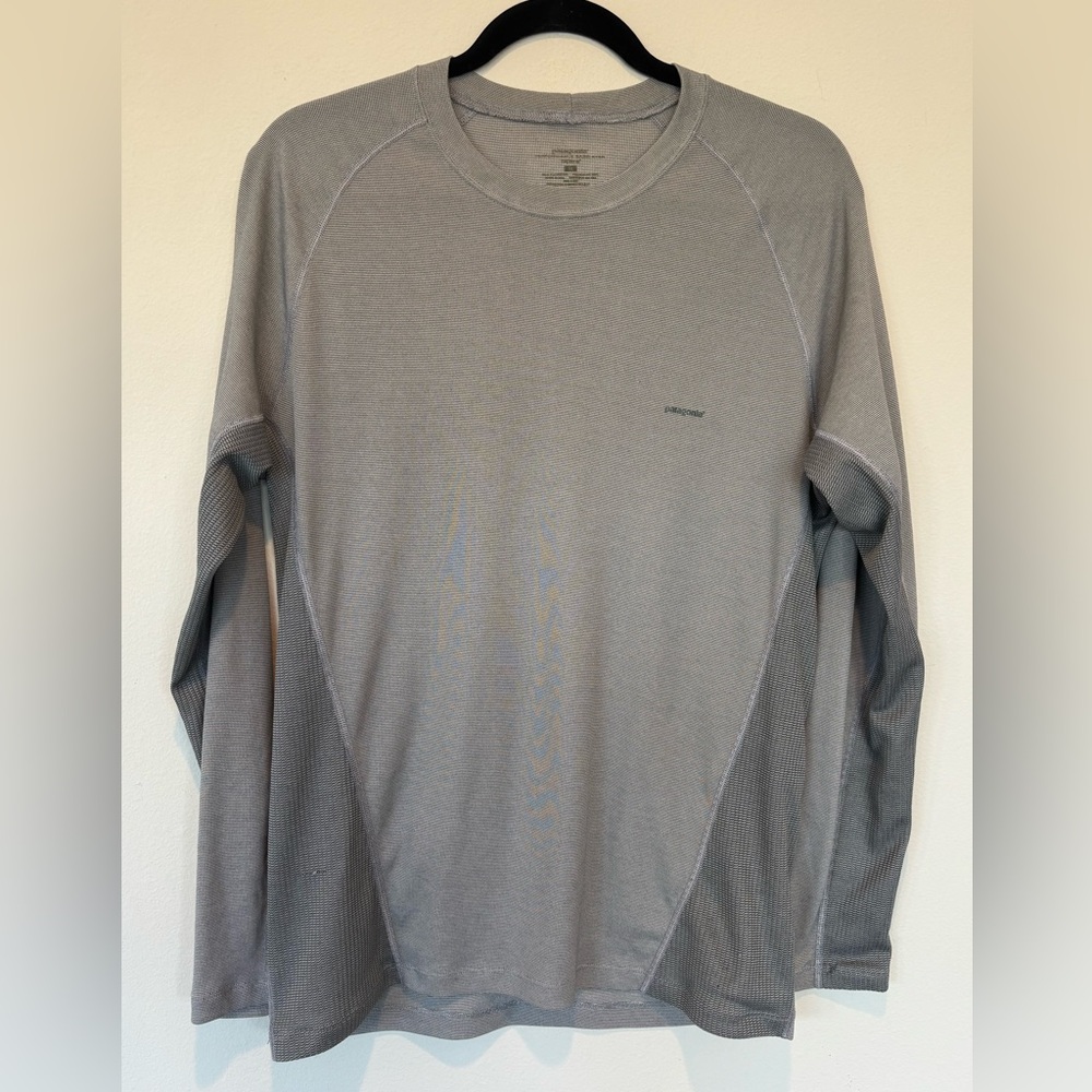 Patagonia Vntg Capilene Men's Long-Sleeve Crew in Heather Gray